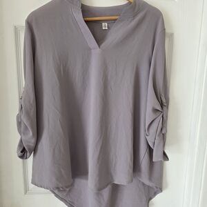 Chic V-Neck Roll-Up Sleeve Lightweight Top - Soft Grey